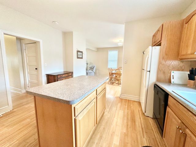 132 Rhode Island Avenue, Manchester, NH 03104