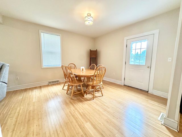 132 Rhode Island Avenue, Manchester, NH 03104