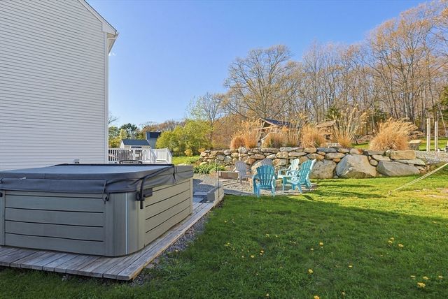 430 Hart St, Dighton, MA 02715