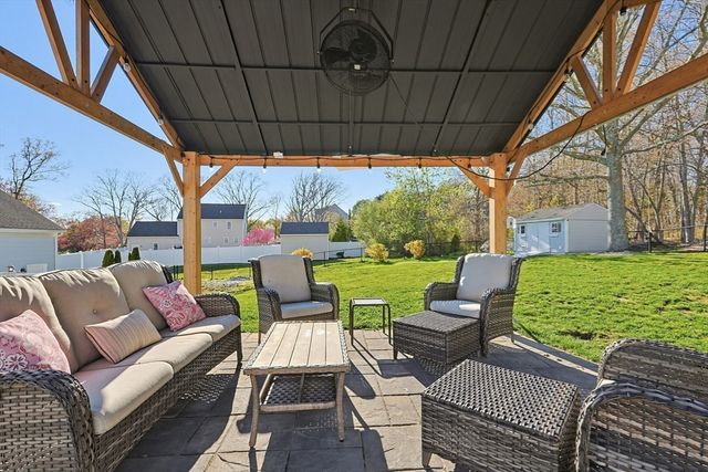 430 Hart St, Dighton, MA 02715