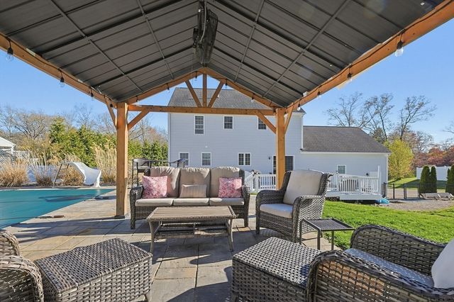 430 Hart St, Dighton, MA 02715