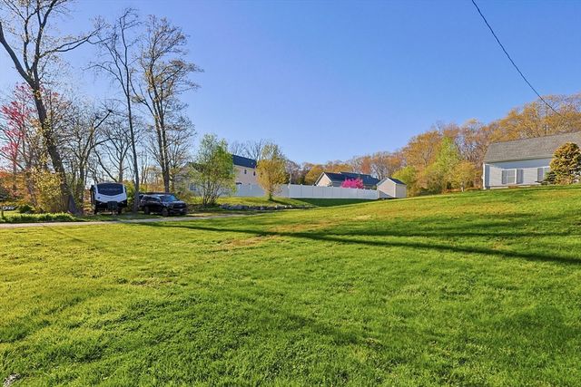 430 Hart St, Dighton, MA 02715