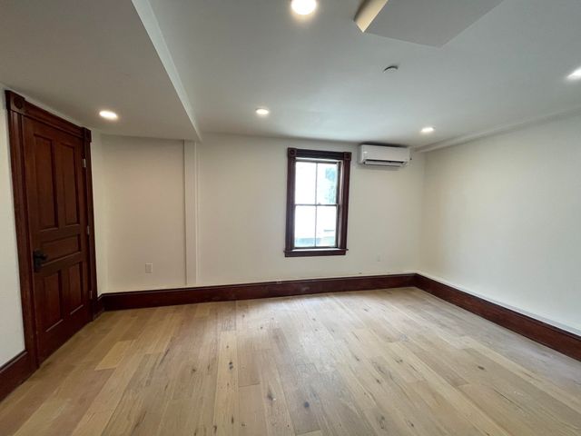 41 Summer St 4, Leominster, MA 01453