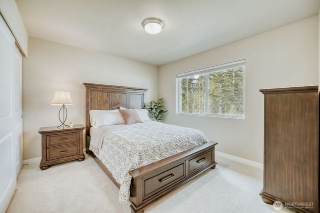 4764 244th Ct SE, Sammamish, WA 98029