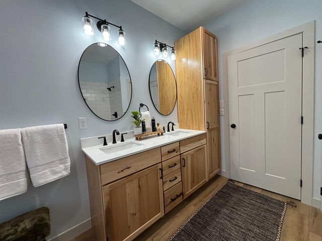 16 Tower Street, Kensington, MN 56343