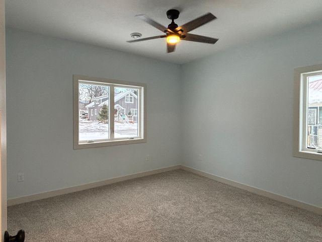 16 Tower Street, Kensington, MN 56343