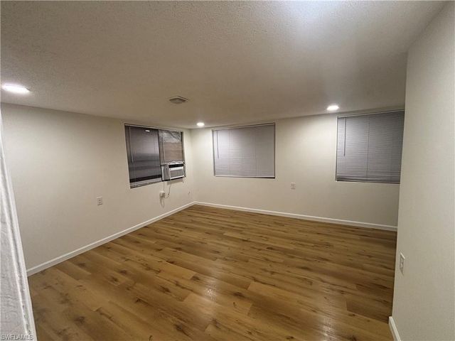 202 2nd ST L, Fort Myers, FL 33907