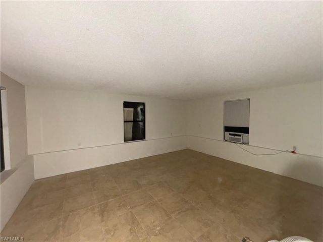 202 2nd ST L, Fort Myers, FL 33907