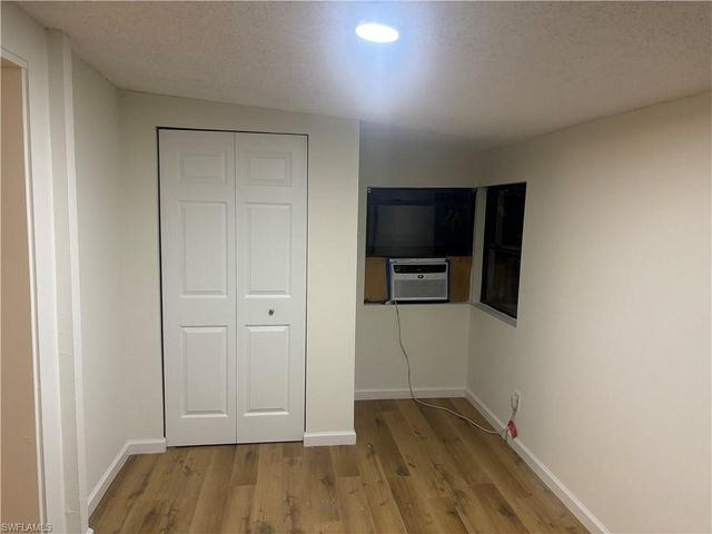 202 2nd ST L, Fort Myers, FL 33907