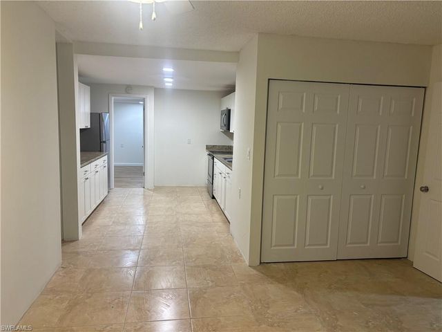 202 2nd ST L, Fort Myers, FL 33907