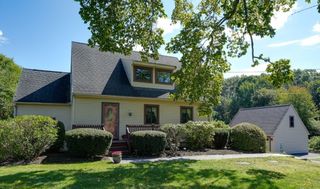 132 Hosmer St, Hudson, MA 01749
