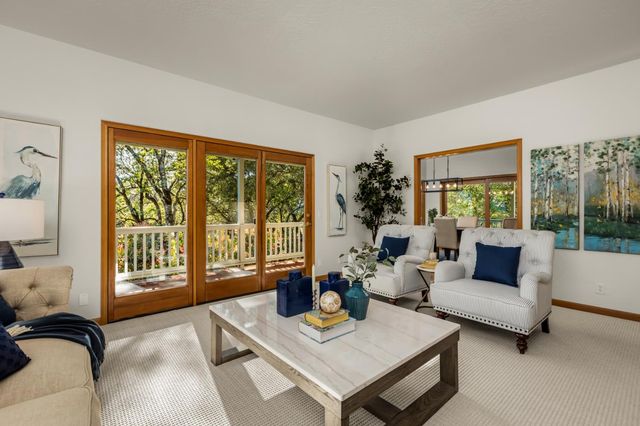 5790 Stanley Dr, Auburn, CA 95602