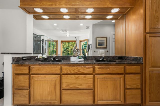 5790 Stanley Dr, Auburn, CA 95602