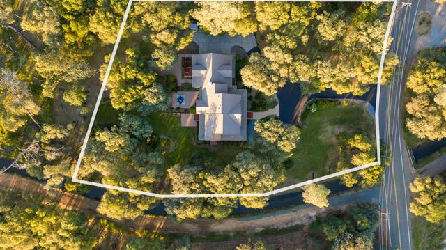 5790 Stanley Dr, Auburn, CA 95602