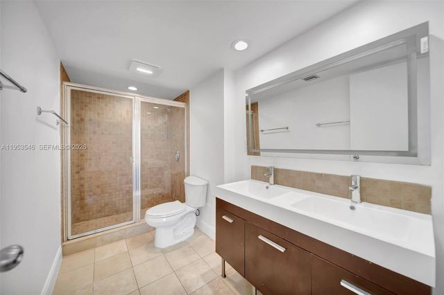 20379 W Country Club Drive 1232, Aventura, FL 33180