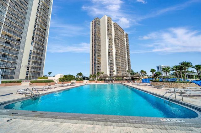 20379 W Country Club Drive 1232, Aventura, FL 33180