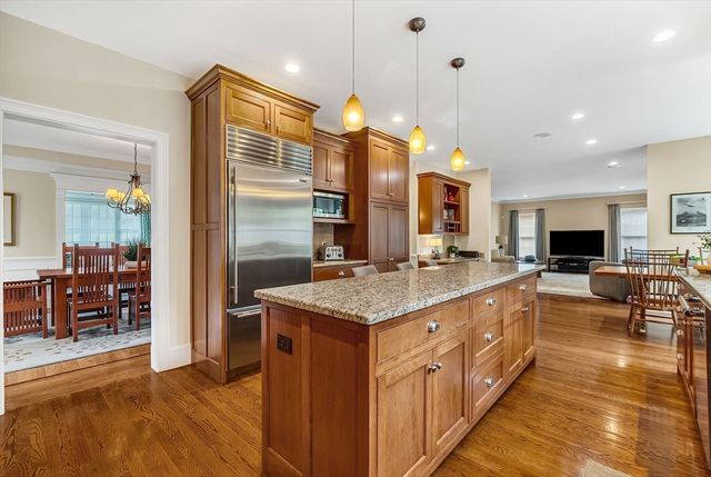52 Longacre Road, Needham, MA 02492