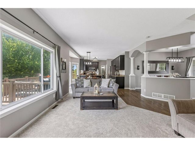 624 Dundee Avenue, River Falls, WI 54022