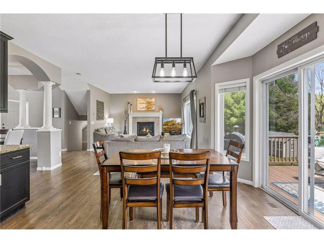 624 Dundee Avenue, River Falls, WI 54022