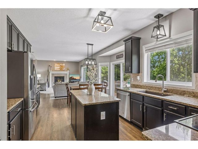 624 Dundee Avenue, River Falls, WI 54022