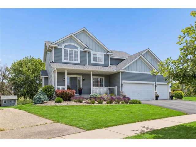 624 Dundee Avenue, River Falls, WI 54022