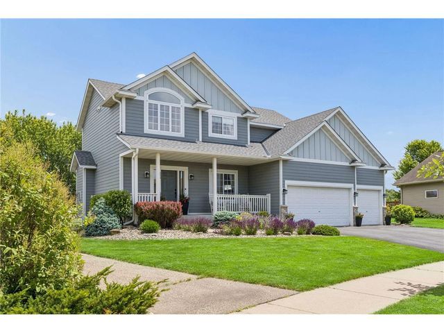 624 Dundee Avenue, River Falls, WI 54022