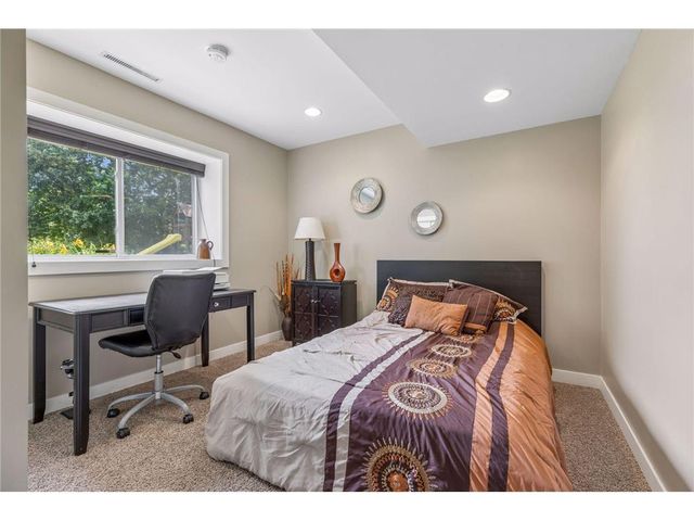 624 Dundee Avenue, River Falls, WI 54022