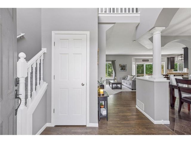 624 Dundee Avenue, River Falls, WI 54022