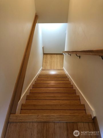 7447 Corliss Avenue N, Seattle, WA 98103