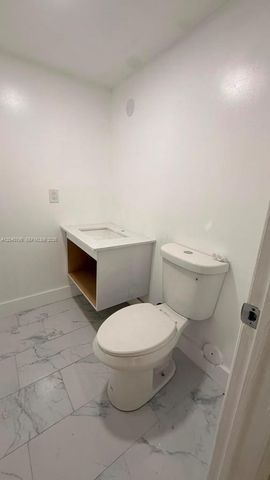 8800 SW 123rd Ct J105, Miami, FL 33186