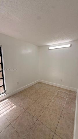 8800 SW 123rd Ct J105, Miami, FL 33186