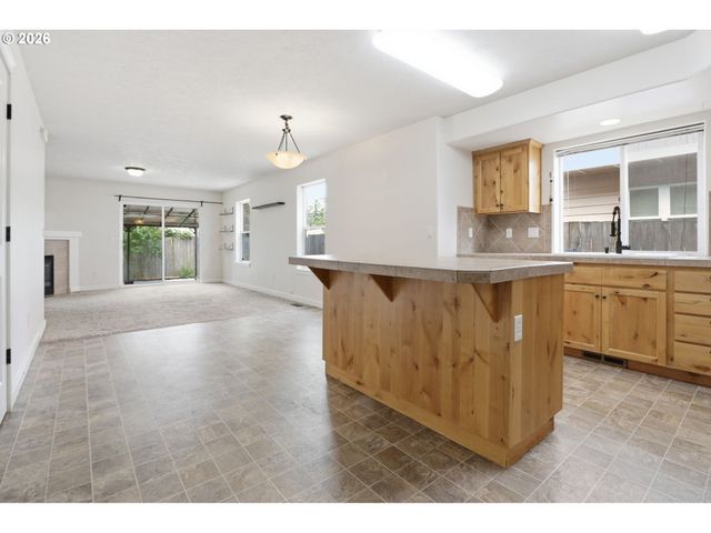 581 Se 204TH Pl, Gresham, OR 97030