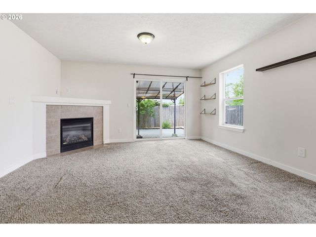 581 Se 204TH Pl, Gresham, OR 97030