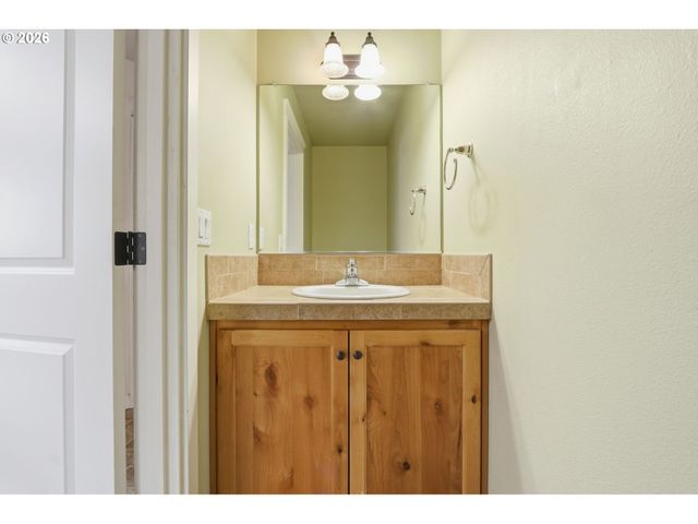 581 Se 204TH Pl, Gresham, OR 97030