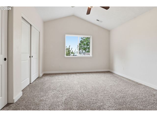 581 Se 204TH Pl, Gresham, OR 97030