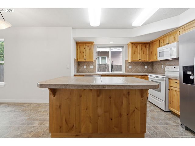 581 Se 204TH Pl, Gresham, OR 97030