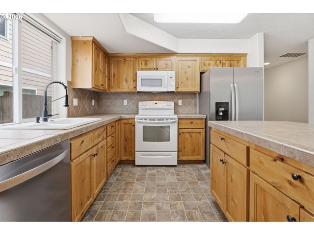 581 Se 204TH Pl, Gresham, OR 97030