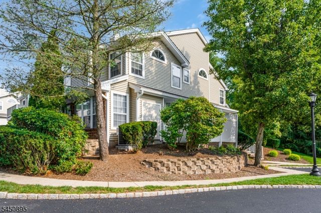 1 Teal Ln, Bedminster Twp., NJ 07921
