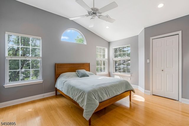 1 Teal Ln, Bedminster Twp., NJ 07921
