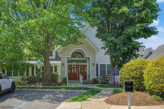 1 Teal Ln, Bedminster Twp., NJ 07921