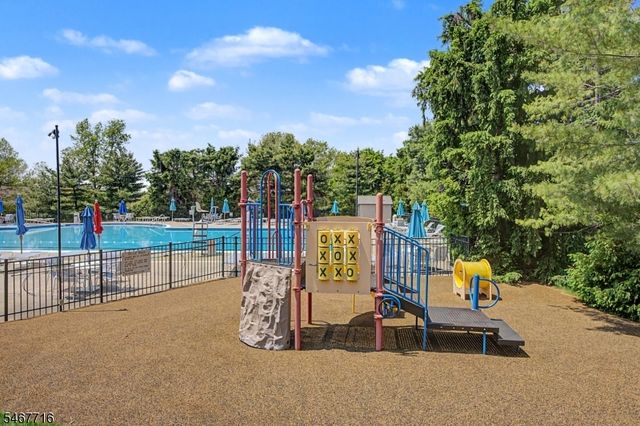 1 Teal Ln, Bedminster Twp., NJ 07921