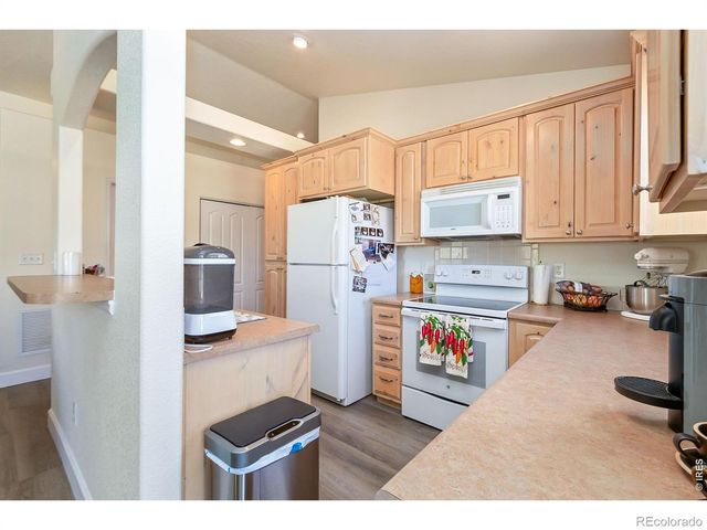 5775 29th Street 811, Greeley, CO 80634