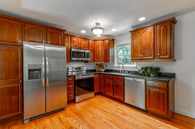 4503 Koblan Court, Hixson, TN 37343