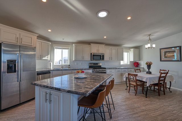 400 Peacock Road, Estancia, NM 87016