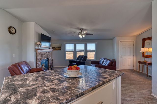 400 Peacock Road, Estancia, NM 87016