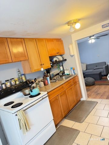 142 Front Avenue, West Haven, CT 06516