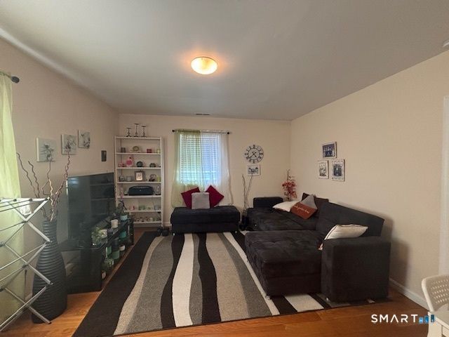 142 Front Avenue, West Haven, CT 06516