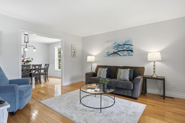 165 South Ridge Drive, Manchester, NH 03109