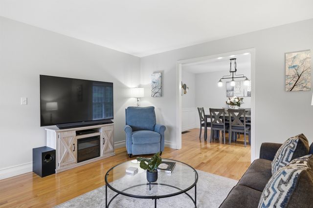 165 South Ridge Drive, Manchester, NH 03109