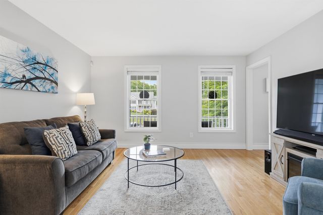 165 South Ridge Drive, Manchester, NH 03109